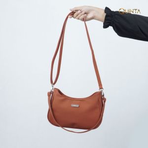 QUINTA FREYA TAS SELEMPANG SHOULDER UK. 24X13X8 CM MODEL SIMPLE LAGI TREND TAS TERBARU QUINTA
