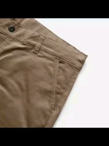 Celana Chino Pendek Pria: Kualitas & Desain