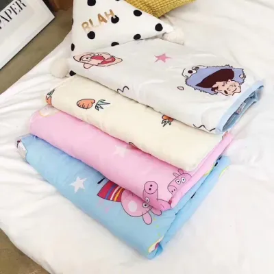 [HCM]Chăn Đũi ZaRa Điều Hòa Cao Cấp Cho Bé [ 1m1 x 1m5 ] làm từ chất liệu cotton cao cấp cùng vải bông mềm mại. ... và đặc biệt là rất thân thiện với môi trường cũng như làn da của bé.