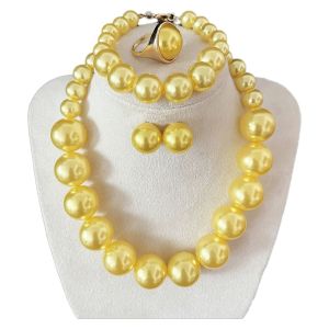 IVYAN Vintage Style Imitation Pearl Jewelry Set Retro Elegant Light Luxury French Pearl Necklace Elegant Chunky Big Pearl Necklace Bracelet Earring Ring Sets Women
