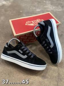 รองเท้าผ้าใบ Van Old Skool แวนส์กำมะหยี่ สีดำล้วน สินค้ายอดฮิต ส่งเร็วจากไทย