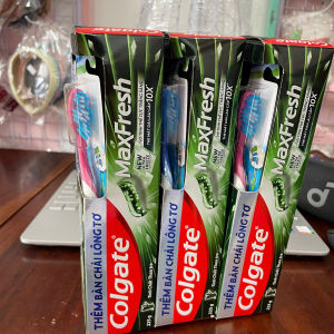 Kem đánh răng Colgate MaxFresh trà xanh the mát 225g tặng bàn chải đánh răng