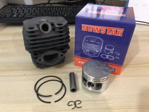 ชุดเสื้อสูบ 5200 เสื้อสูบ เสื้อสูบพร้อมลูกสูบแหวนครบชุด ขนาดลูกสูบ 45 มิล สำหรับเครื่องเลื่อยยนต์ รุ่น 5200