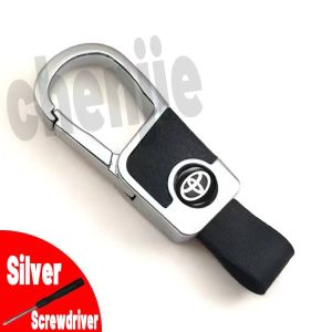 High-quality cowhide leather car keychain /Fashion Metal key holder car accessories For Toyota Vios Fortuner Innova Corolla Altis Hiace Avanza Land Cruiser Hilux Camry Wigo RAV4 Revo Corolla Yaris Previa FJ Cruisertantu Alphard Prado