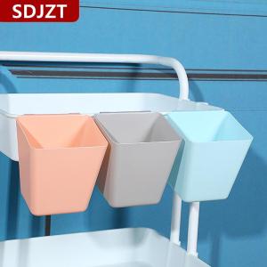 [COD] SDJZT ถังพลาสติกแขวนข้างเตียงแบบพกพาสำหรับใช้ในครัวเรือนตะกร้าแขวนด้านหลังสำหรับใช้ในครัว