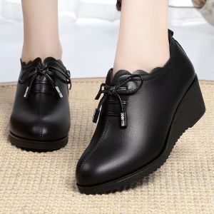 Black Ladies Small Leather Shoes Female Autumn Wild British Wind High Heel Thick With Profe