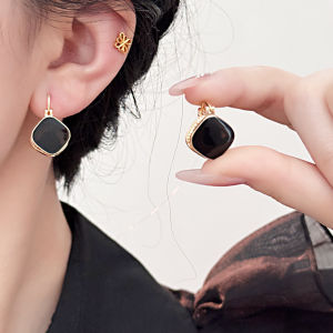 Fashionable Ring Gift 法式复古黑色方形水晶耳环女简约大方百搭耳饰女小众设计耳坠耳扣