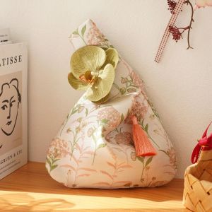 DYJKOUG Elegant Portable Girls Storage Bags Temperament Lunch Bag Flower Pendant Small Item Pouch Cheongsam Accessories New Chinese Style Handbag Tassel Knot Wrist Bag