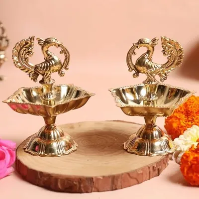 he Spiritual Living Peacock Diya | Peacock Design Brass Diya | Brass Diyas for Home | Kuthu Vilakku Decoration Items for Home Decor | 3.5 Inch | Diya for Diwali | Ideal for Gifting - 2 Pcs Set