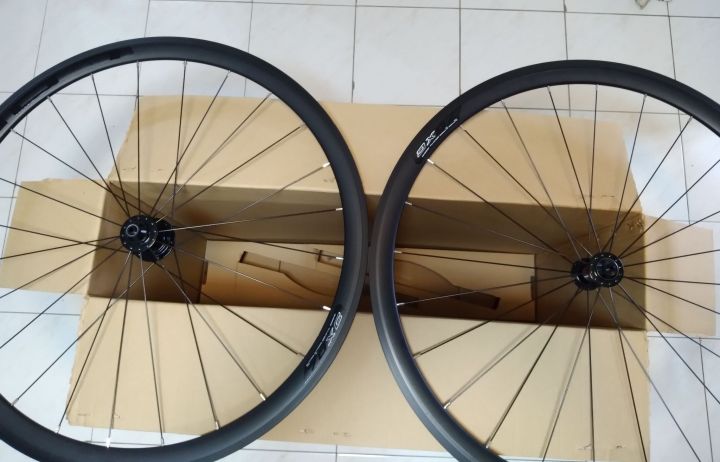 700c sale rim set