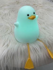 🔥[Ready Stock] Creative Lovely LED Cute Gull Duck Silicone Tap Beside Lamp Child Night Light Gift Lampu Tidur Malam 小夜灯