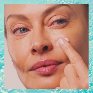 ลอร่า เกลเลอร์ นิวยอร์ก สปัคเคิล ไพรม์เมอร์ - ไฮเดรต - ขนาดใหญ่ 2 ออนซ์ - ไพรม์เมอร์แต่งหน้าไฮยาลูรอนิค แอซิด สำหรับผิวผู้ใหญ่