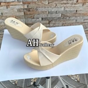 Wedges Cantik Terbaru Motif Kokop AH29