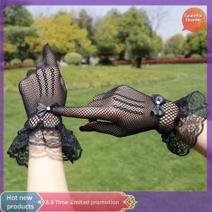 Graceful Women Vintage Sheer Short Lace Gloves Bride Wedding Gloves Derby Tea Party Wrist Length Floral Gloves for Dinner Fancy Costume Accessories Gloves