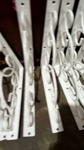 Bracket Gantungan Tanaman: Aksesoris Tanaman Hias yang Praktis