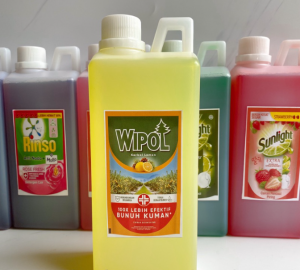 Wipol Pembersih Lantai Karbol Anti Bakteri 1 liter Cairan Wangi Dan Segar Sepanjang Hari