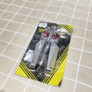 ( Hình thật video thật ) Gác chân TAKAGAWA YAMAHA - HONDA nhôm đúc chốt Inox kèm ốc sử dụng cho nhiều loại xe máy