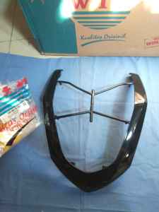 Panel Tameng Tebeng Depan N MAX 2015 2016 2017 2018 2019 Besar Merk Win