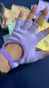 Women Non-Slip Yoga Pilates Gloves Breathable Half Finger Fingerless Gloves