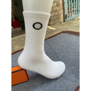 Tất Thể Thao Trò Chơi Con Mực Cổ Cao 22-25Cm Sản Phẩm Được Sản Xuất Tỉ Mỉ - Chất Liệu Cotton Cao Cấp