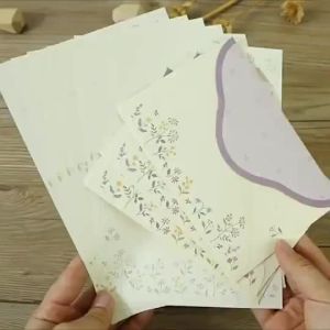 9pcs/set Animal Series Envelope Letter Paper set 3 Envelopes+6 Letter Paper Combination Cartoon Handwritten Creative Letterhead Student Romantic Handbook Stationery