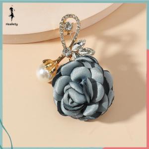 ส่วนลด 10 บาท สำหรับการซื้อ 1 ชิ้น เข็มกลัดคริสตัลมุกเทียมดอกไม้ดอกกุหลาบชุดสูทแฟชั่นสำหรับผู้หญิงคอเสื้อแบบลำลองสำหรับงานเลี้ยงของขวัญ