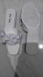 Sara Sara SERA Sandal Platform Selop Flat Ringan Empuk Anti Slip Sendal Wanita Terbaru