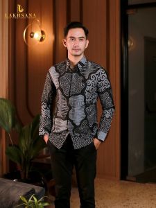 BATIK PRIA - BATIK PEKALONGAN - KEMEJA BATIK LENGAN PANJANG MOTIF SAKURA II / JAYA STORE