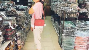 #lingkub2082ซิปทอง#กระเป๋าผู้หญิง#กระเป๋าสะพายใบเล็ก ขนาด8นิ้ว มี5ช่อง