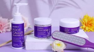 Pedicure Kit For Feet 4pcs Foot Spa Kit For Christmas Birthday Valentines Women Men Gift Lavender Feet Care Kit for Dry Cracked Foot Soak Salt Foot Callus Remover Gel Foot File Foot Cream