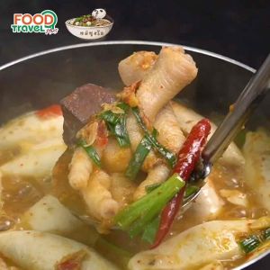 น้ำยาขนมจีน 3 ซองใหญ่ หมีพูง ประหยัดระดับ 300 ต่อวัน น้ำยาป่า น้ำยากะทิ น้ำยาผสม พร้อมกับเครื่องมือทำงาน