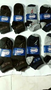 kaos kaki semata kaki pria