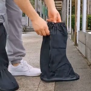 【LEC】Ready Stock Boots Shoe Covers Waterproof Anti-Slip Elastic Strap Rain Boot Covers For Motorcycle Biker Rainy Days Outdoor - Black