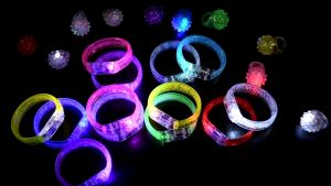 8 color LED Bracelet Lights Glow Sticks Bracelets Light Christmas Party LED Christmas 8 Colors Pen Lights LED Bracelet