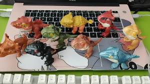 [Chính Hãng] ngón tay cắn khủng long đồ chơi cho trẻ em cắn tay khủng long đồ chơi cậu bé món quà