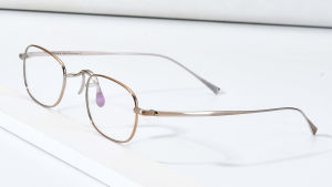 FONEX แว่นตาย้อนยุควินเทจทรงสี่เหลี่ยมดีไซน์แบรนด์กรอบแว่นตาไททาเนียมสำหรับผู้ชายผู้หญิงขอบเต็มรูปแบบญี่ปุ่นคุณภาพสูงเบามากออกแบบได้ตามต้องการแว่นสายตา85739