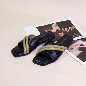 Sandal Wanita Teplek Silang Size 36 - 40 Sendal Slop Empuk Flat Cewek Cream Perempuan Kekinian
