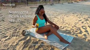Xịt chống nắng toàn thân Neutrogena Beach Defense Water + Sun SPF60+ 240g - - Thích hợp dùng khi đi tắm biển bơi lội.  - Không gây bết dính hạn chế bị rửa trôi khi tiếp xúc với nước và mồ hôi.