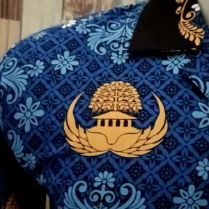 BATIK KORPRI WANITA FURING TERBARU KERAH HITAM ASTINA ADA SAKU / BAJU KORPRI WANITA / KEMEJA KORPRI WANITA / BAJU KORPRI BATIK BIRU TERBARU FULL DALAM