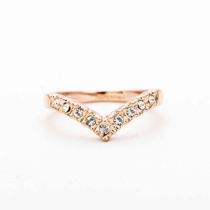 Sty⚡  Cincin zirkon berbentuk V / band super berkilauan sederhana bergaya wanita