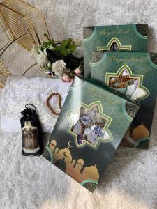 Hampers/Parcel/Souvernir Shalat Mukena organdi dan Sajadah traveling dan tasbih plus box hijau untuk Setiap Langkah