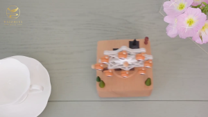 Elegant Clock Tower And Ferris Wheel Wooden Music Box Rotating Miniature Collectible Ornament For Shelf Decoration Gift