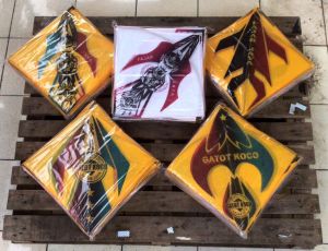Layangan Sukhoi Standart sukoi isi 100 pcs