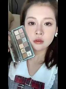 DIKALU Bảng Phấn Mắt 12 Ô Màu Tone Đất Trà Sữa