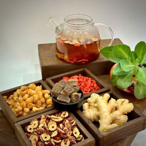 TRÀ GỪNG TÁO ĐỎ ĐƯỜNG NÂU 5 VỊ LÀM ẤM BỤNG ẤM CỔ HỌNG GIẢI CẢM GIẢM ĐAU BỤNG