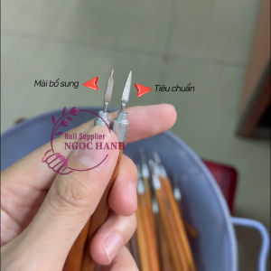 Cây lấy khóe móng cán gỗ ĐẶC BIỆT mài mỏng 2 lần xài cực sướng dụng cụ lấy khóe móng chân móc phóe tận gốc sâu bên trong dụng cụ làm nail – D035