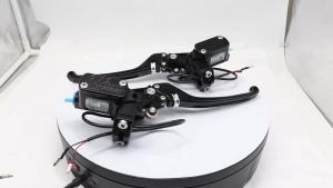 ปั๊มเบรกมอเตอร์ไซค์ระดับพรีเมียม ลูกสูบ 14 มม. ปั๊มเบรกไฮดรอลิก กระบอกสูบหลักมอเตอร์ไซค์ที่ทนทาน