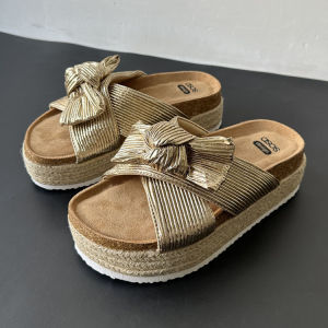 [Free Shipping] 2026 Summer New Fashion Versatile Slip-On Thick-Soled Sandals Beach Shoes Cork Sandals