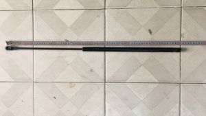Ty chống nắp capo Toyota Camry