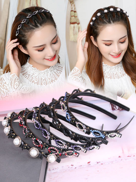 B%E1%BB%9Dm%20T%C3%B3c%20S%C6%B0%20T%E1%BB%AD%20%C4%90%C3%ADnh%20%C4%90%C3%A1%20C%C3%B3%20K%E1%BA%B9p%20Chia%20T%C3%B3c%20C%E1%BB%B1c%20%C4%90%E1%BA%B9p%20Cho%20B%E1%BA%A1n%20N%E1%BB%AF%20%20Ti%E1%BB%83u%20Th%C6%B0%20Sang%20Ch%E1%BA%A3nh%20Phong%20C%C3%A1ch%20H%C3%A0n%20Qu%E1%BB%91c%20-%20Image%202